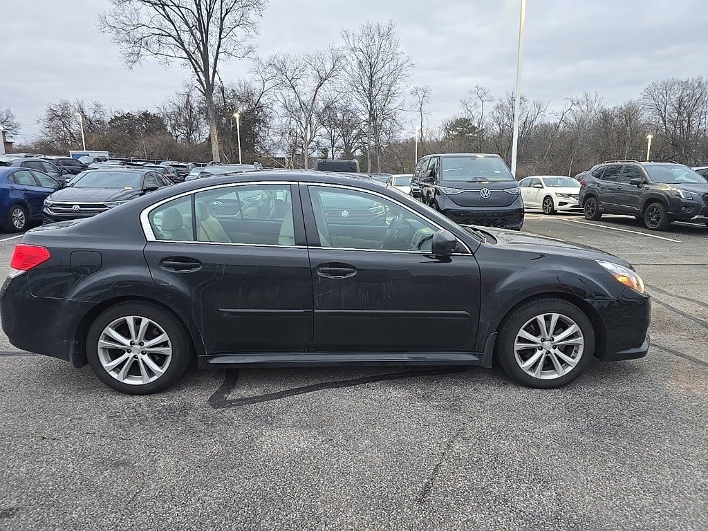 Used 2013 Subaru Legacy 3.6R Limited w/Moonroof/Nav Sedan
