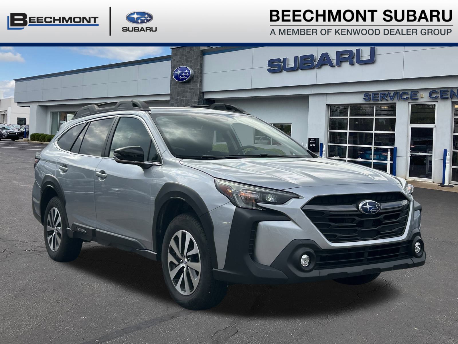 2025 Subaru Outback Premium's photo