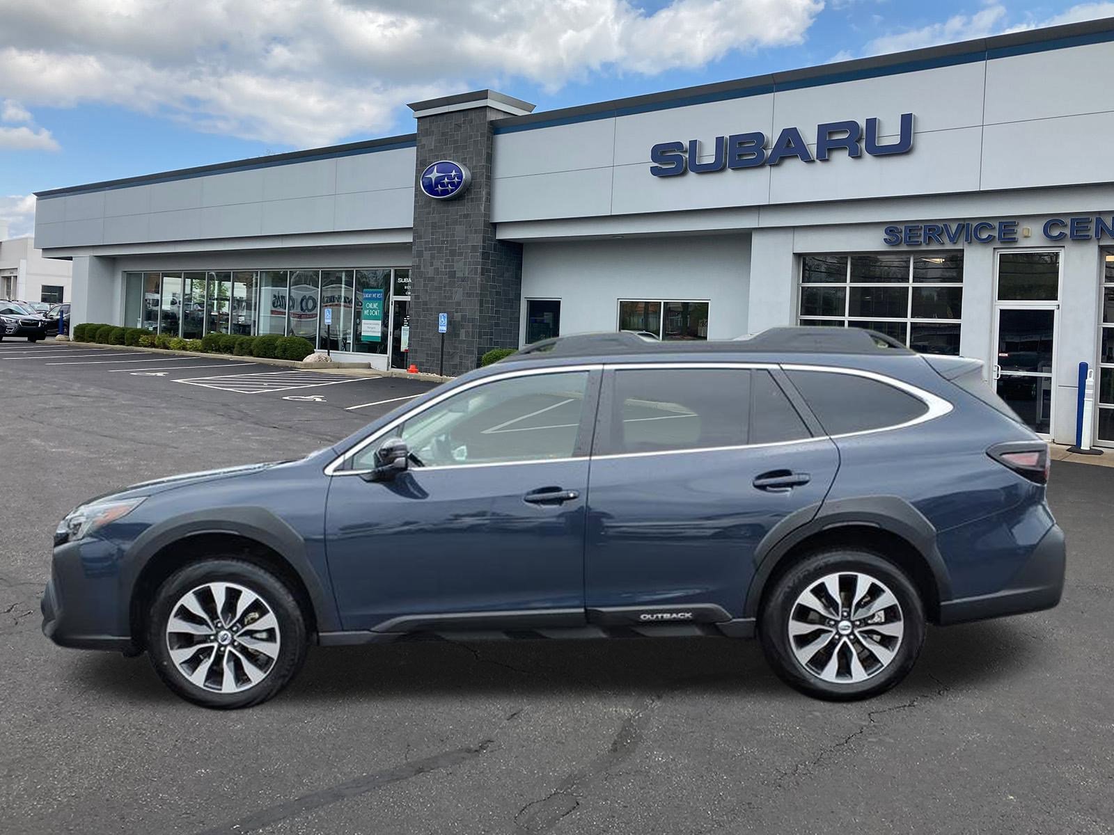 2024 Subaru Outback Limited photo 4