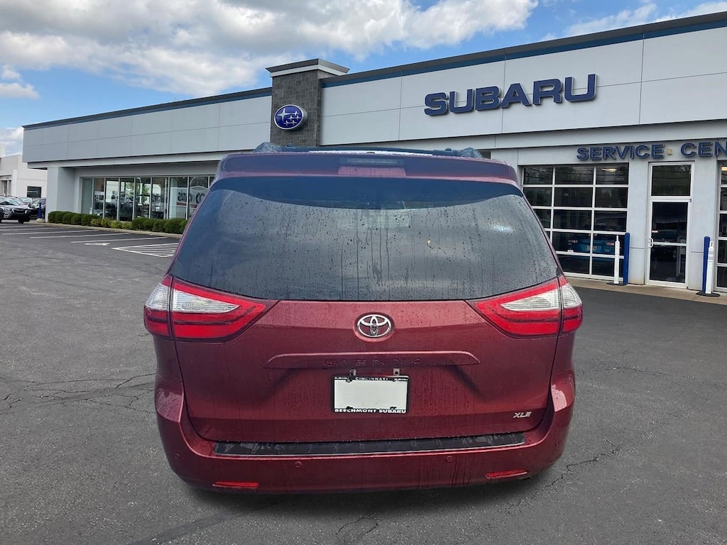 Used 2017 Toyota Sienna XLE 8 Passenger Van Passenger Van