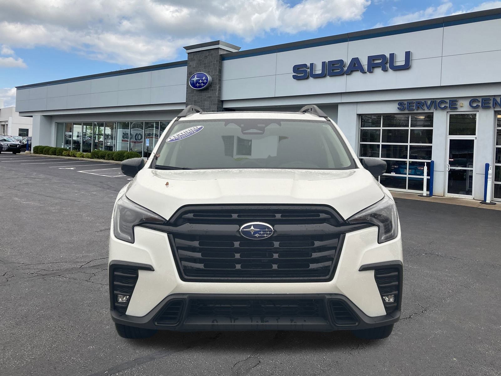 2024 Subaru Ascent Onyx Edition photo 2