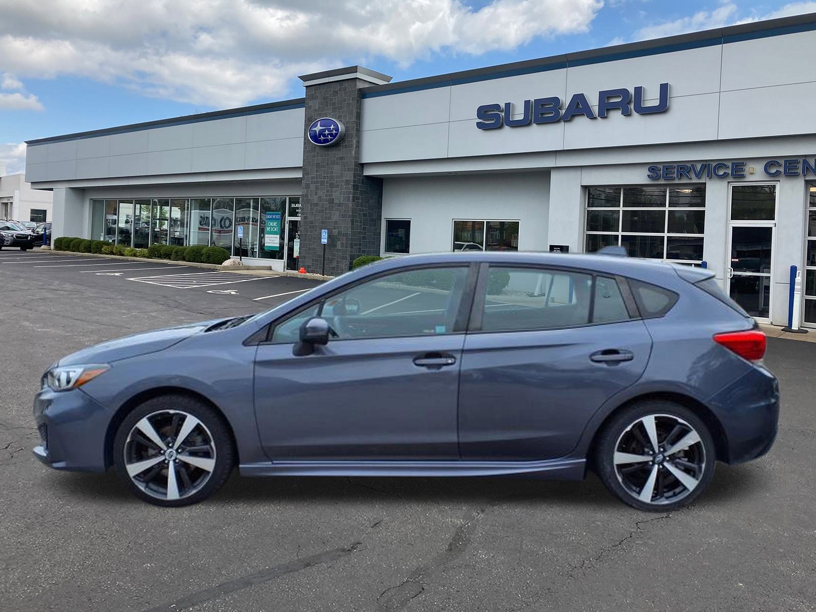 2017 Subaru Impreza 2.0i Sport photo 3