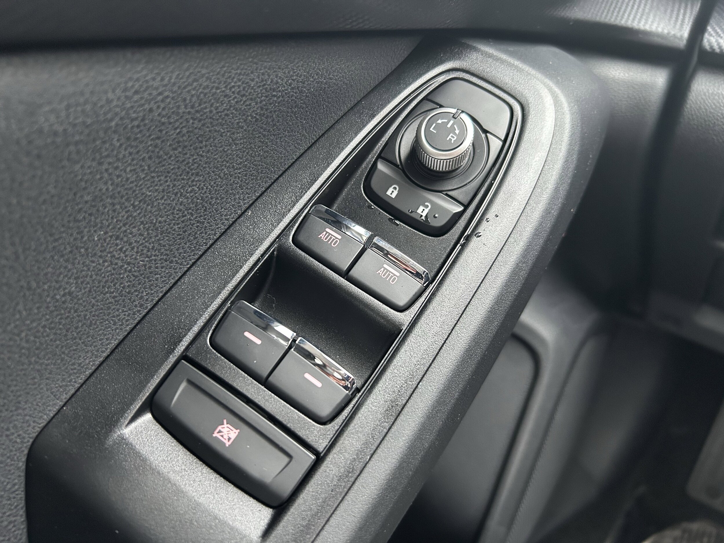 2026 Subaru Crosstrek Limited - Photo 15