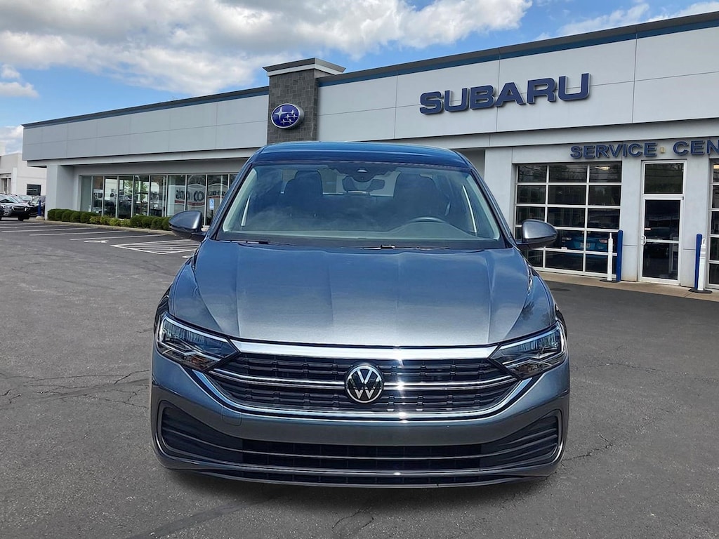Used 2023 Volkswagen Jetta 1.5T SE Sedan