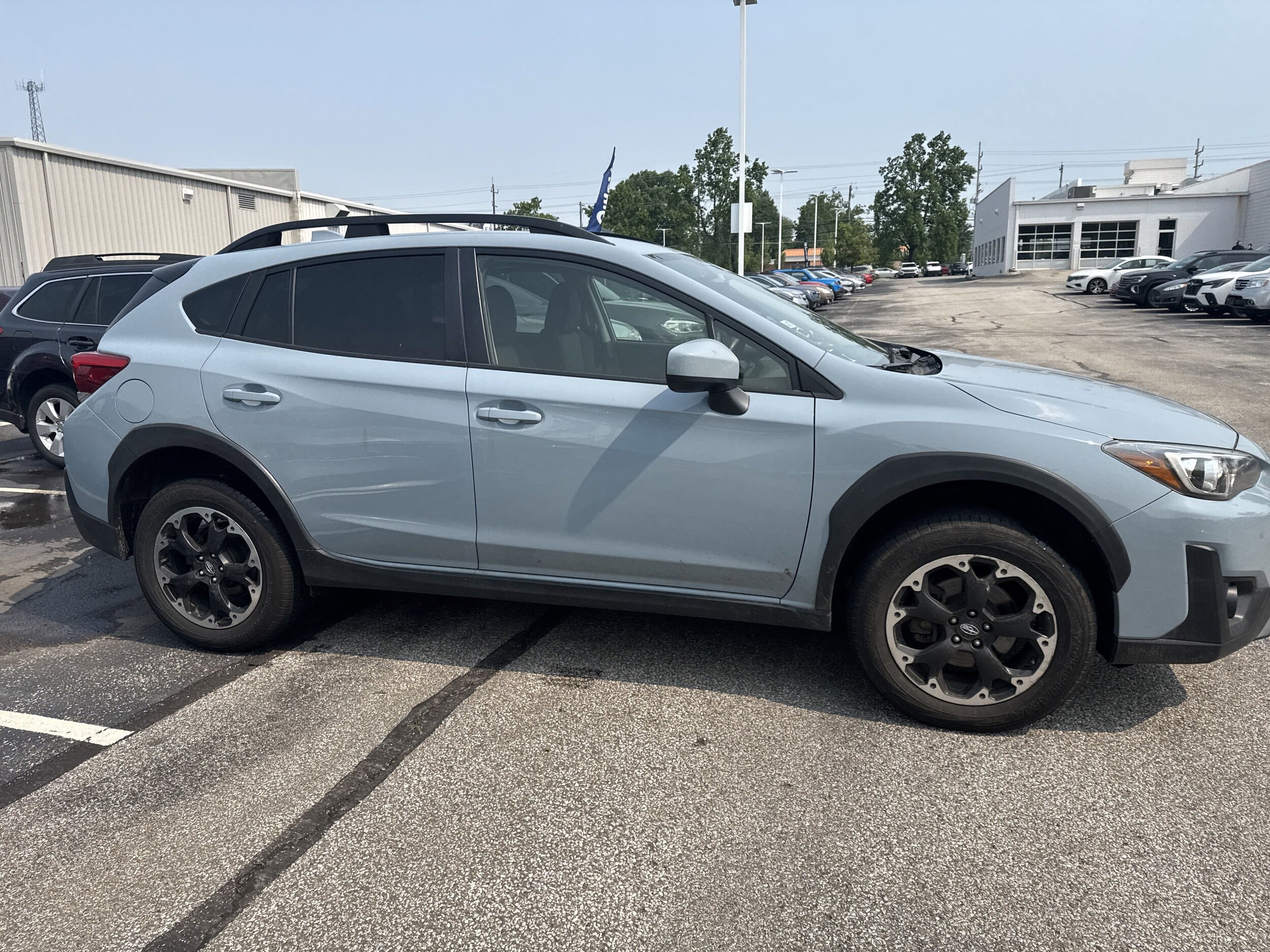 2023 Subaru Crosstrek Premium photo 2