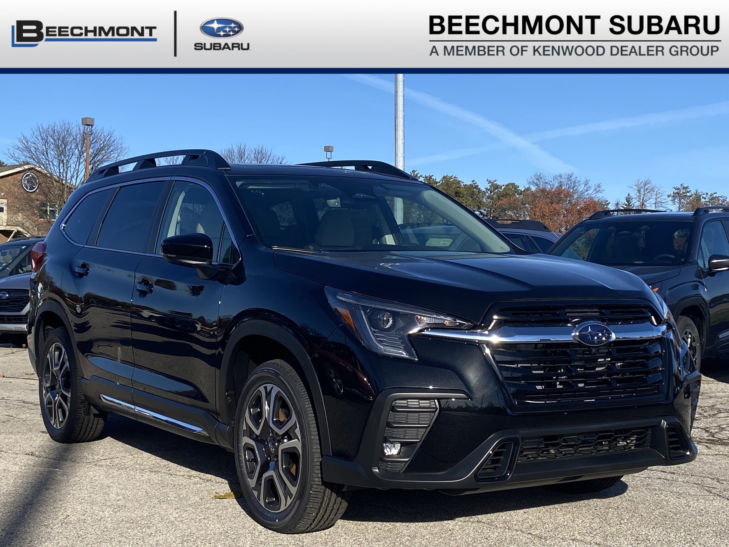 2025 Subaru Ascent Limited's photo