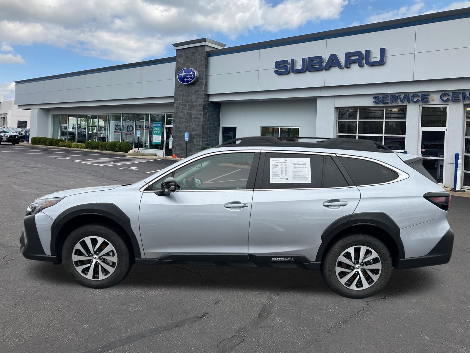 2025 Subaru Outback Premium photo 3