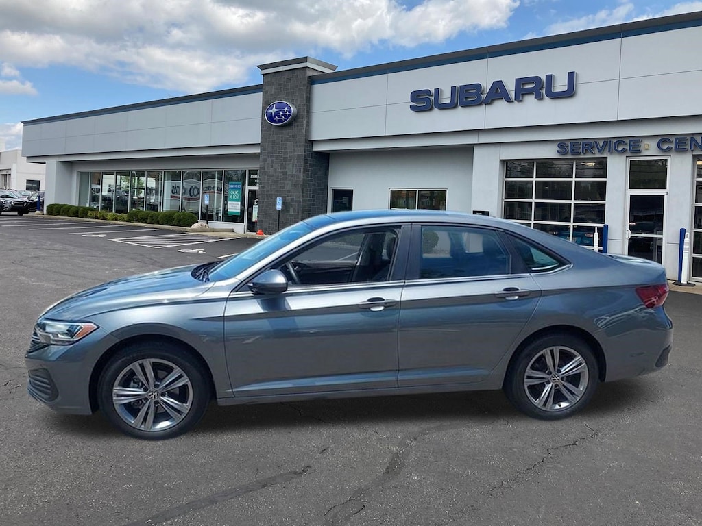 Used 2023 Volkswagen Jetta 1.5T SE Sedan