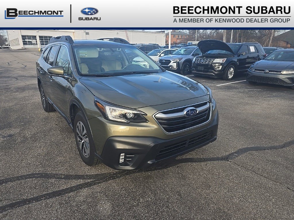 2022 Subaru Outback Premium's photo