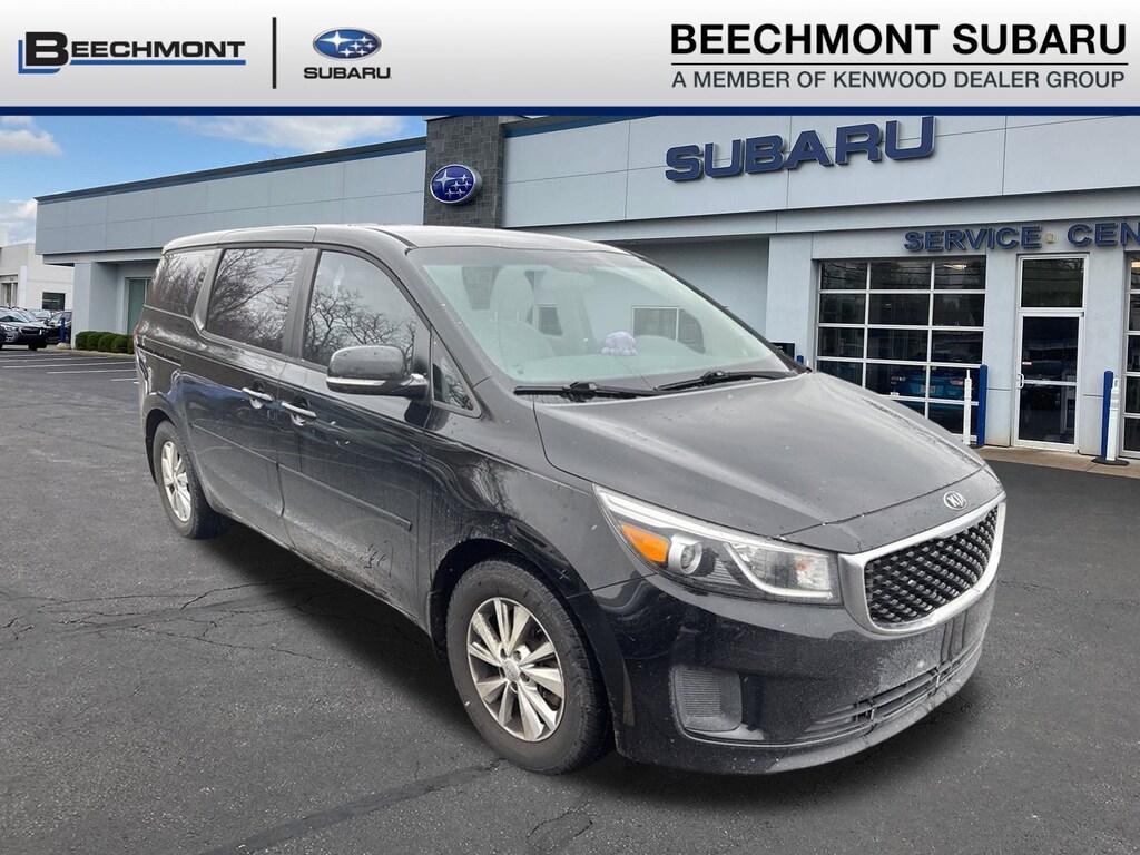 Used 2017 Kia Sedona L Van Passenger Van
