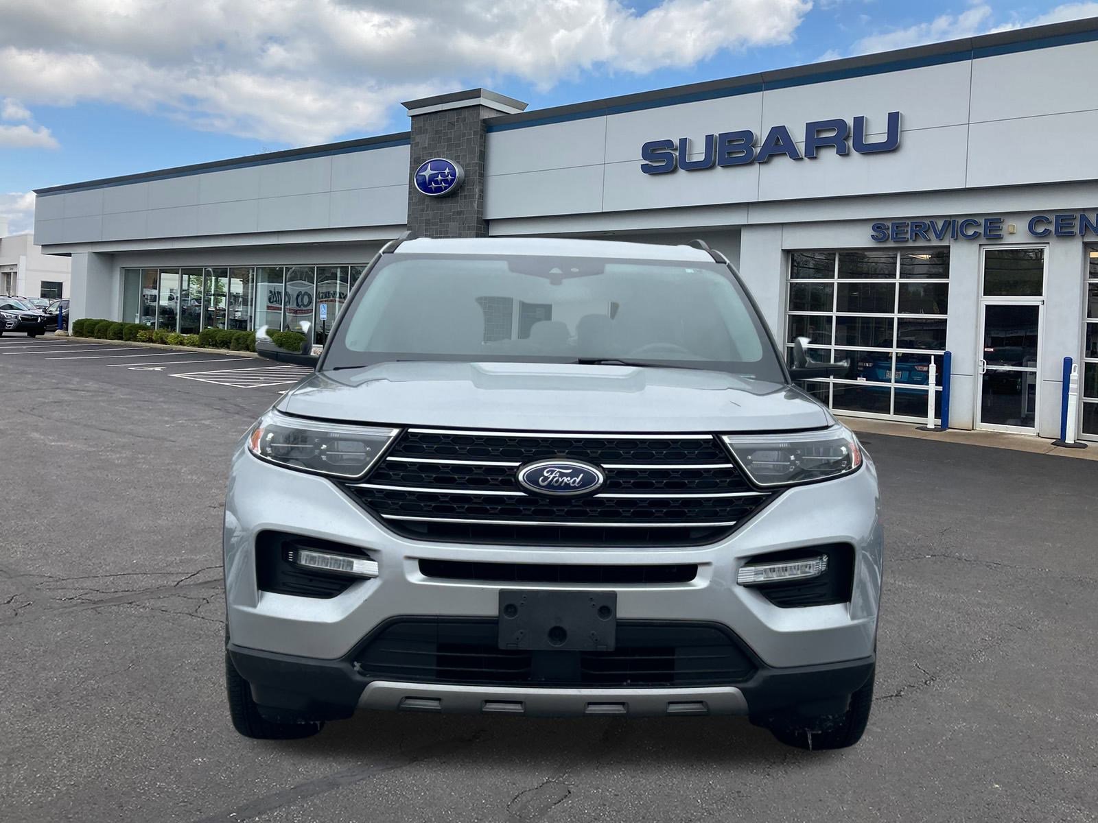 2020 Ford Explorer XLT photo 2