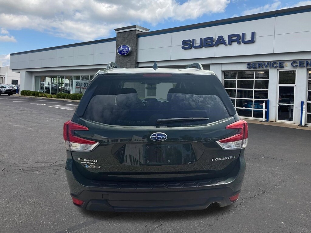 Used 2023 Subaru Forester Premium SUV