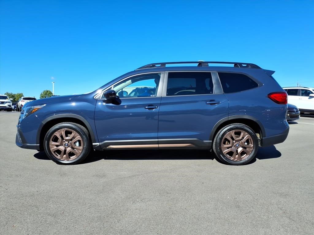 2025 Subaru Ascent Limited photo 4