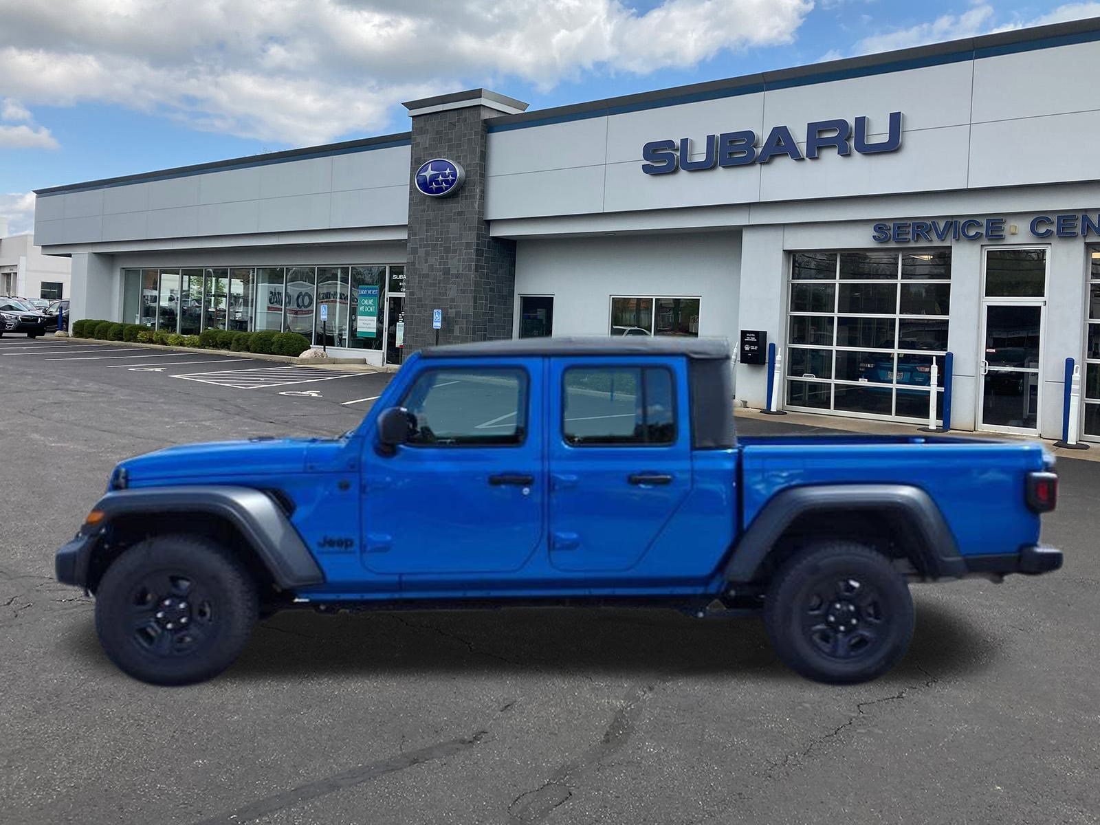 2022 Jeep Gladiator Sport photo 3