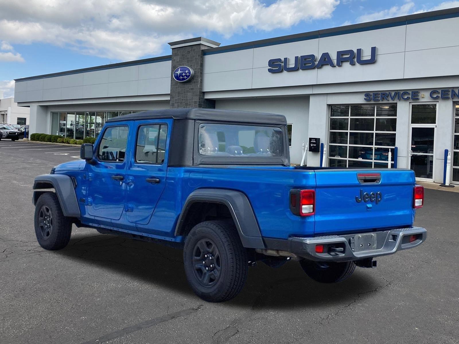2022 Jeep Gladiator Sport photo 4