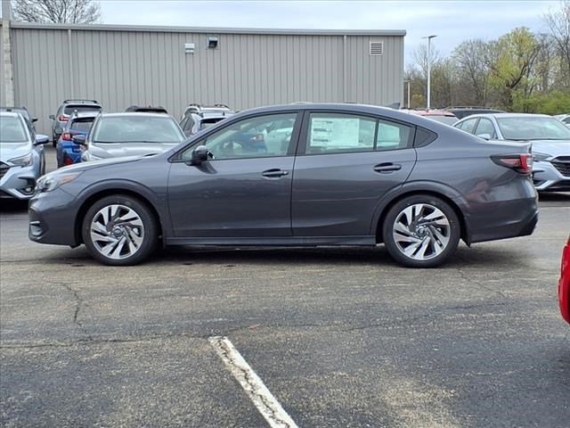 2025 Subaru Legacy Limited photo 4