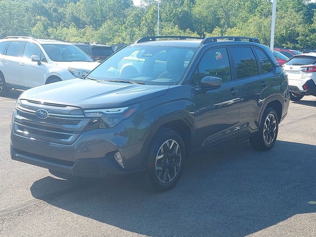 Used 2025 Subaru Forester Premium SUV