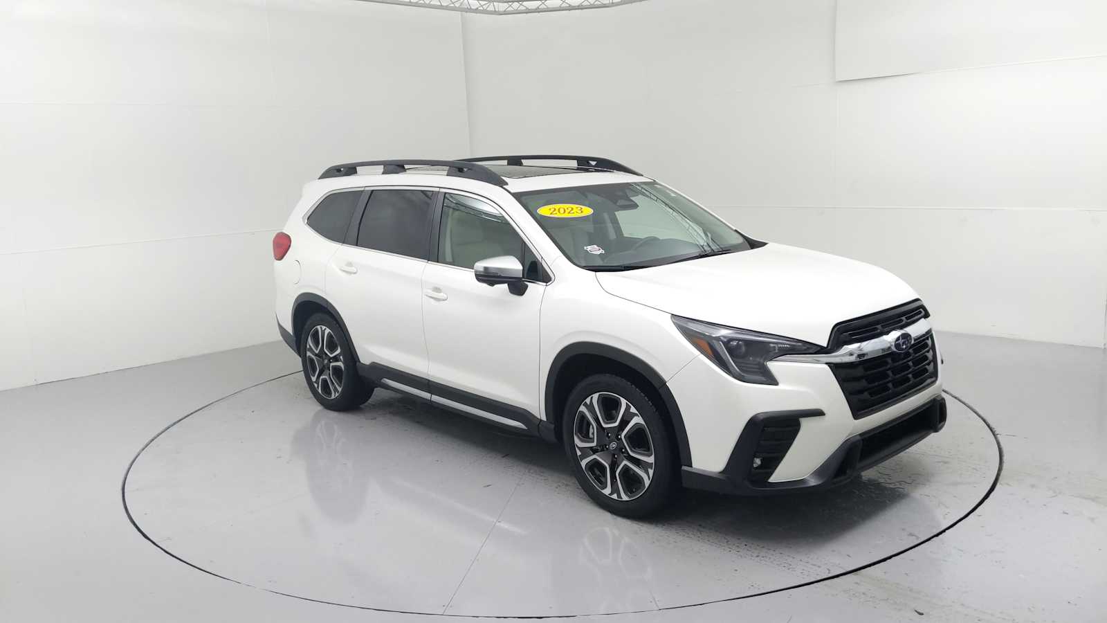2023 Subaru Ascent Limited's photo