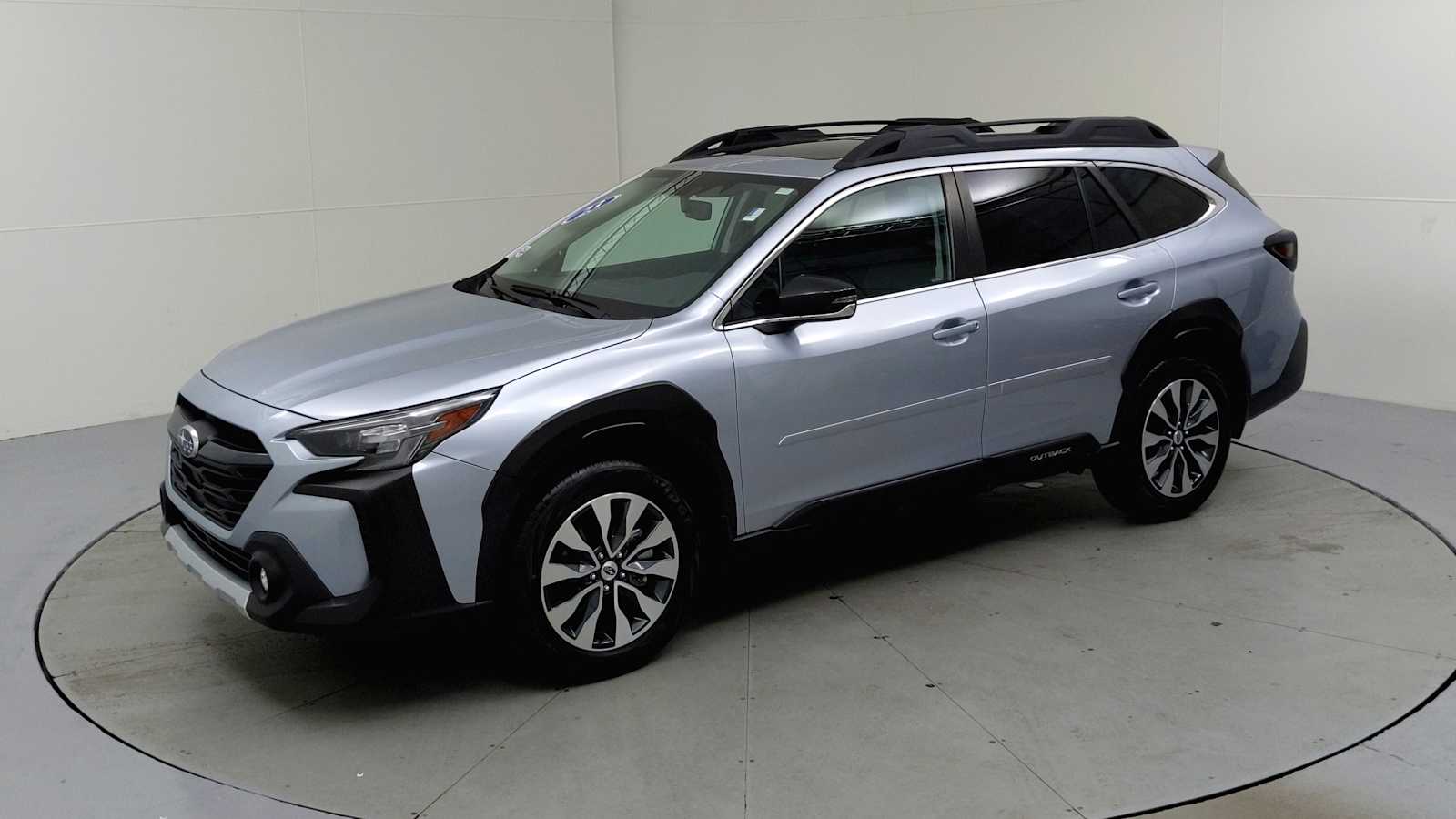 2023 Subaru Outback Limited photo 4