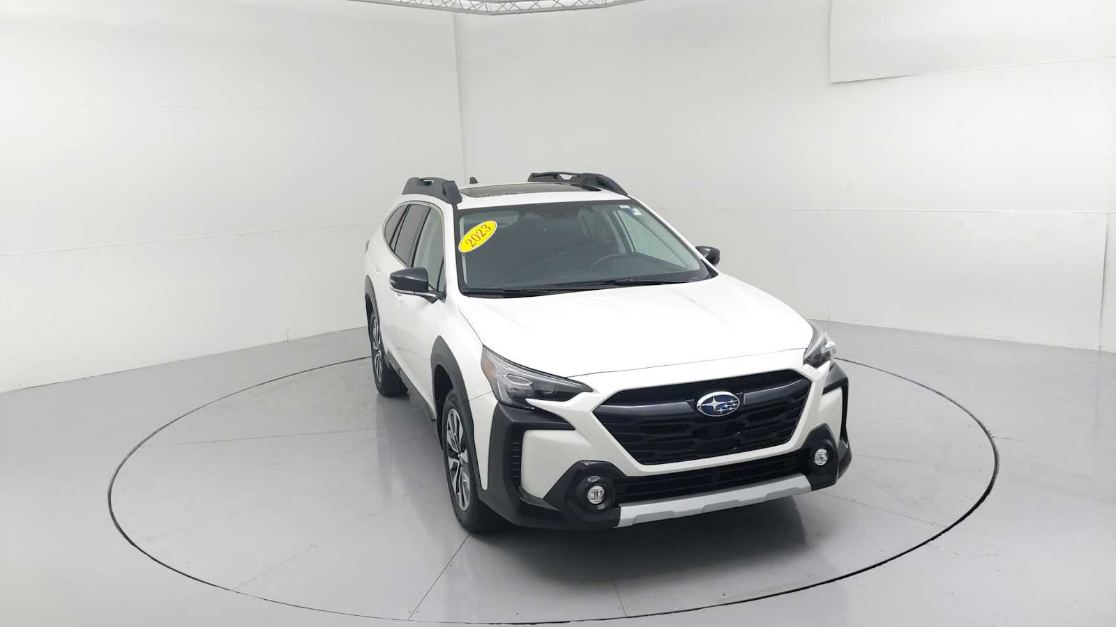 2023 Subaru Outback Limited photo 2