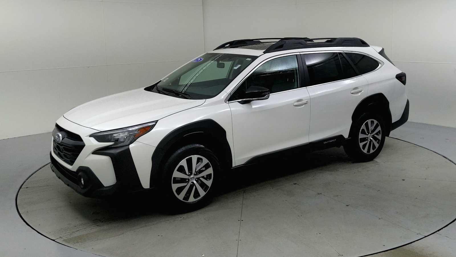 2025 Subaru Outback Premium photo 3
