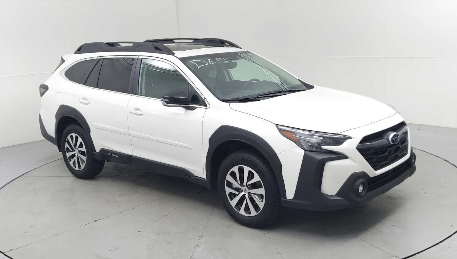 2025 Subaru Outback Premium's photo