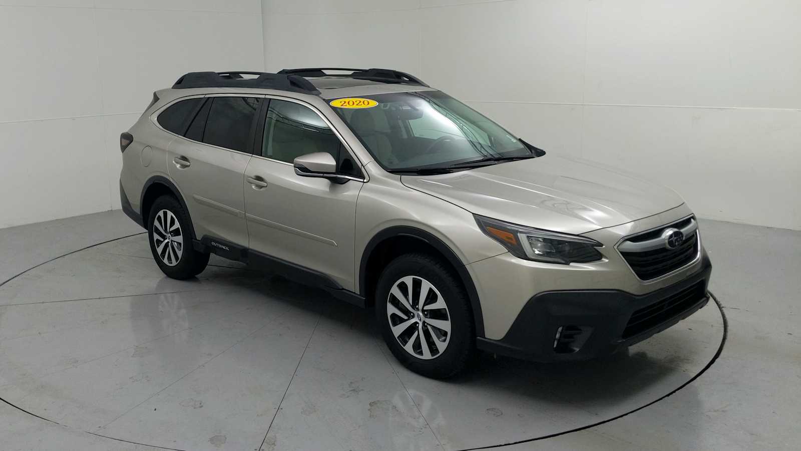2020 Subaru Outback Premium's photo