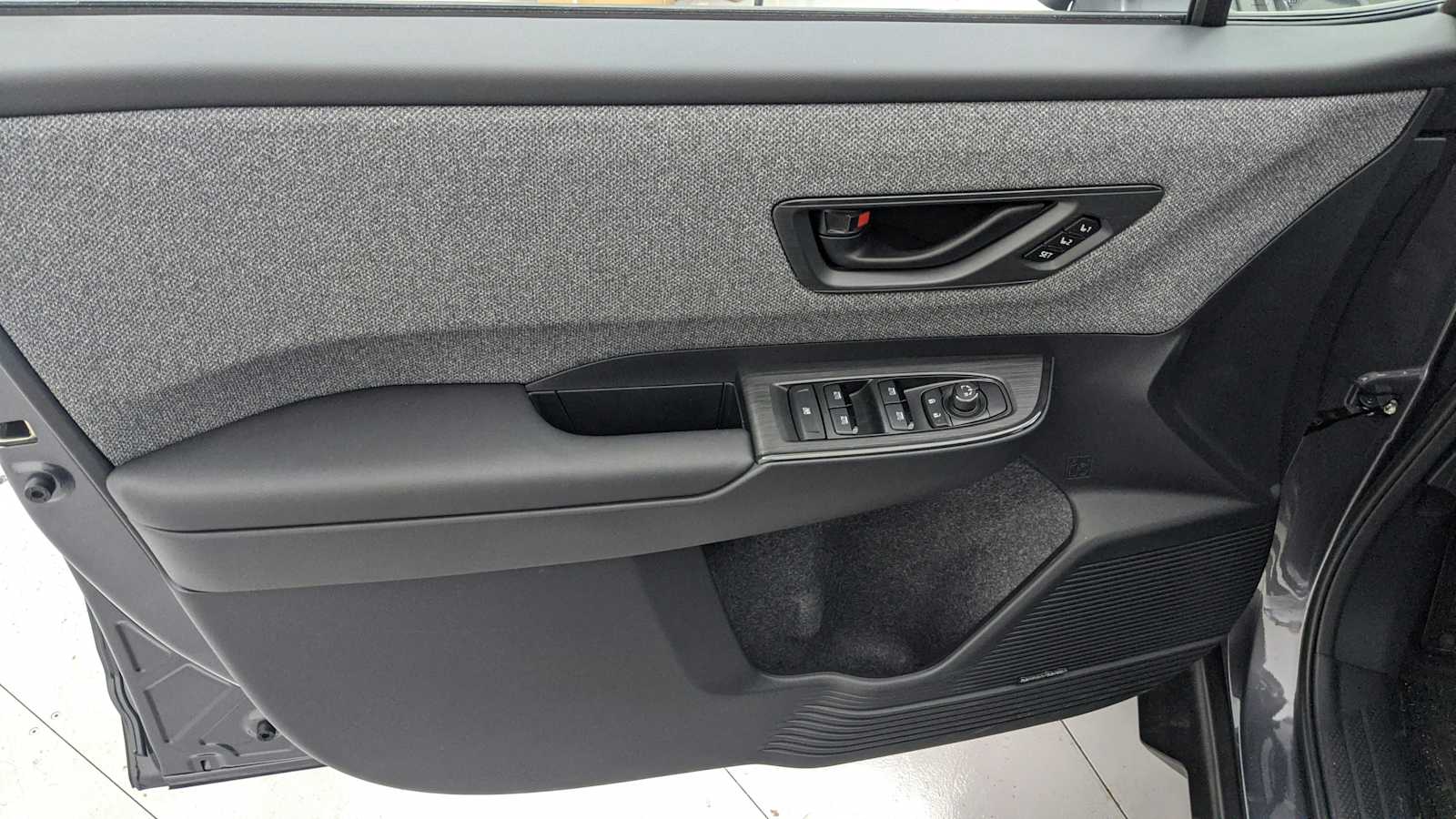 2026 Subaru Outback Limited - Photo 12