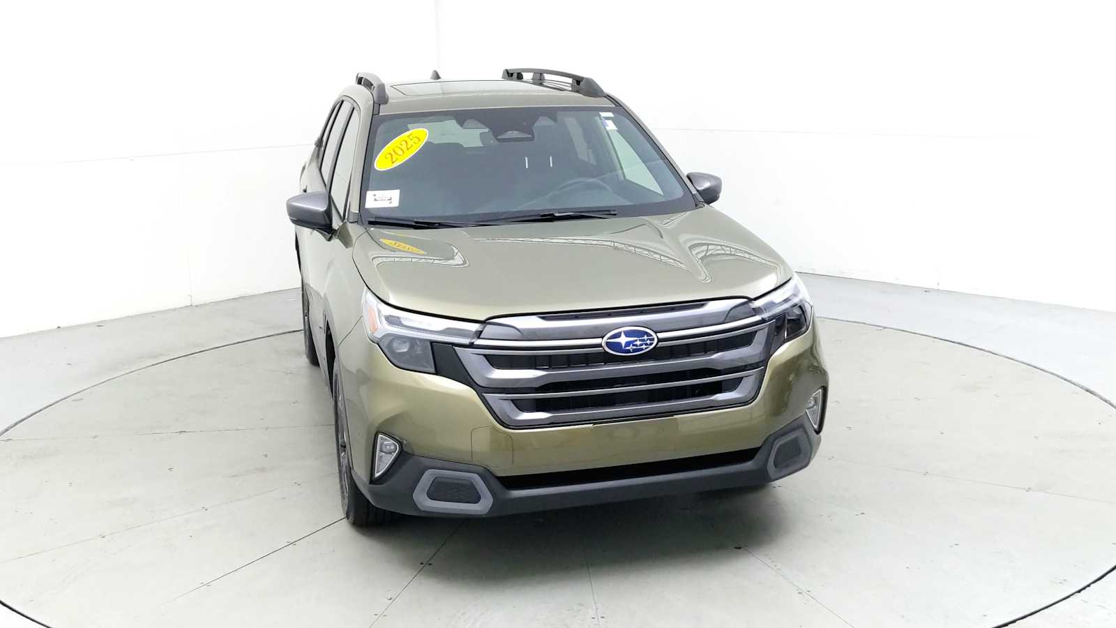 2025 Subaru Forester Limited photo 2