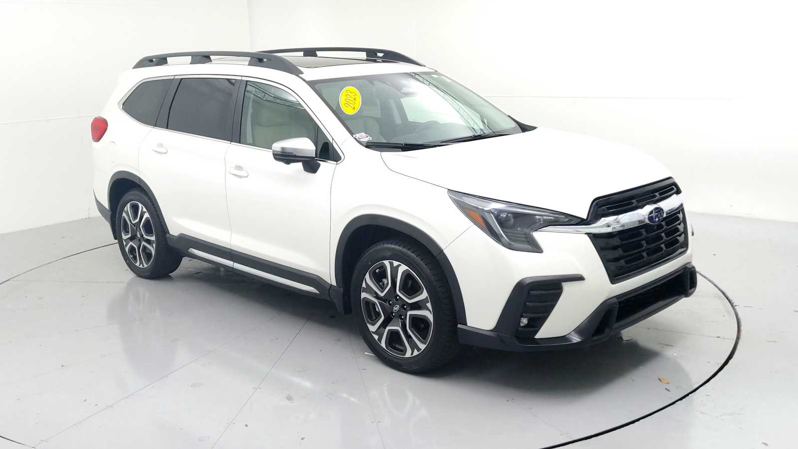 2023 Subaru Ascent Limited's photo