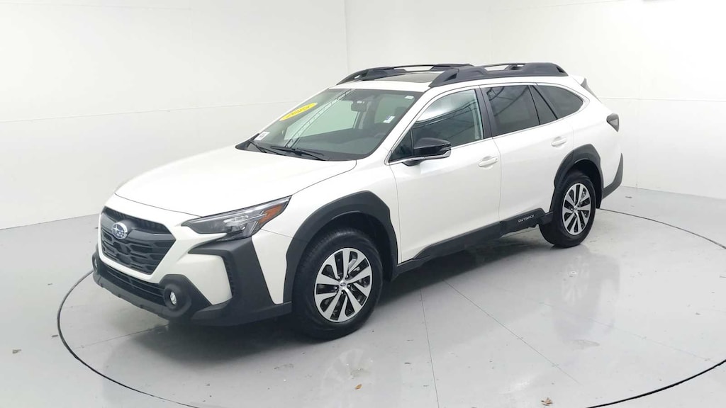 Used 2025 Subaru Outback Premium SUV