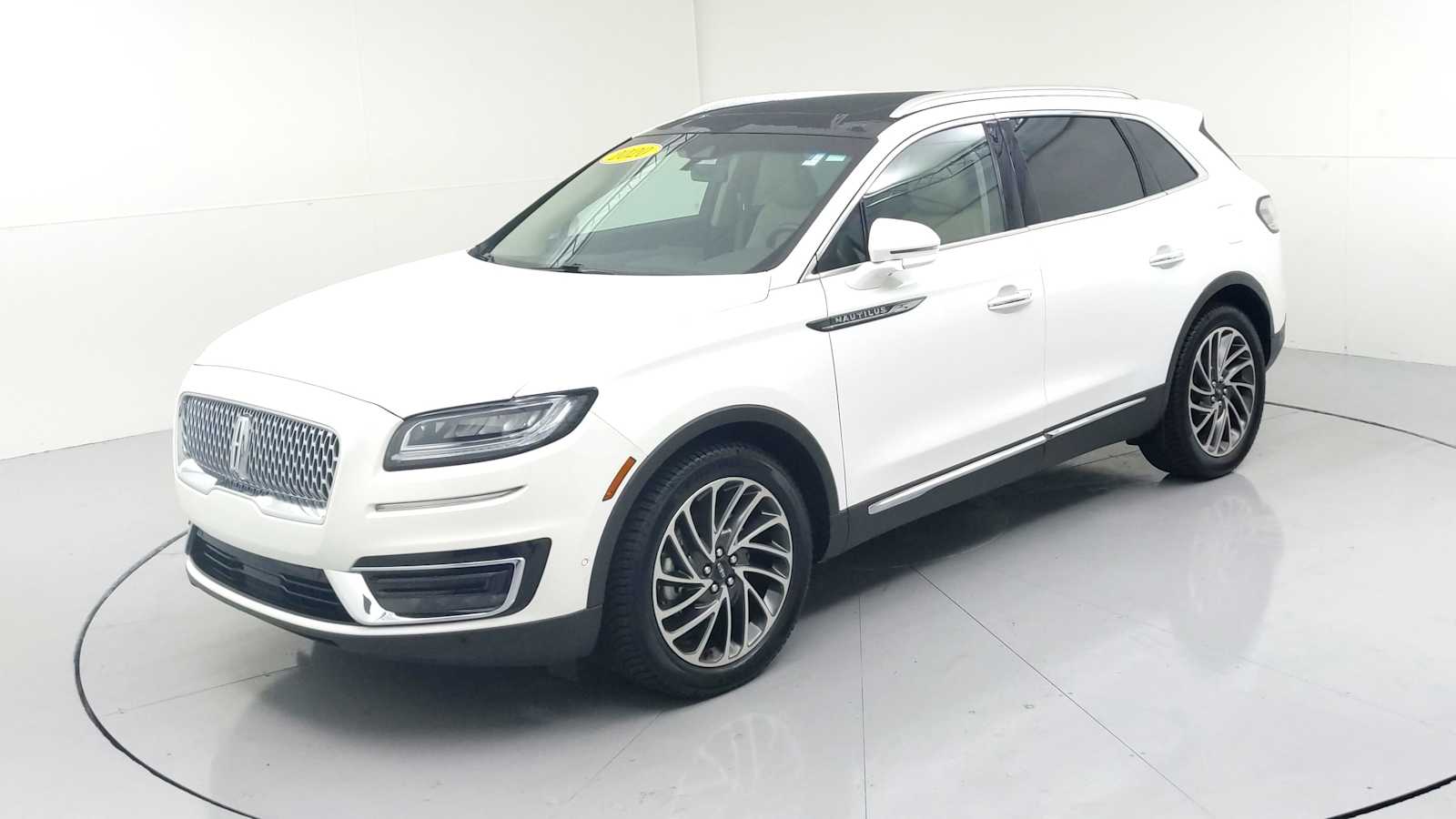 2020 Lincoln Nautilus Reserve photo 4