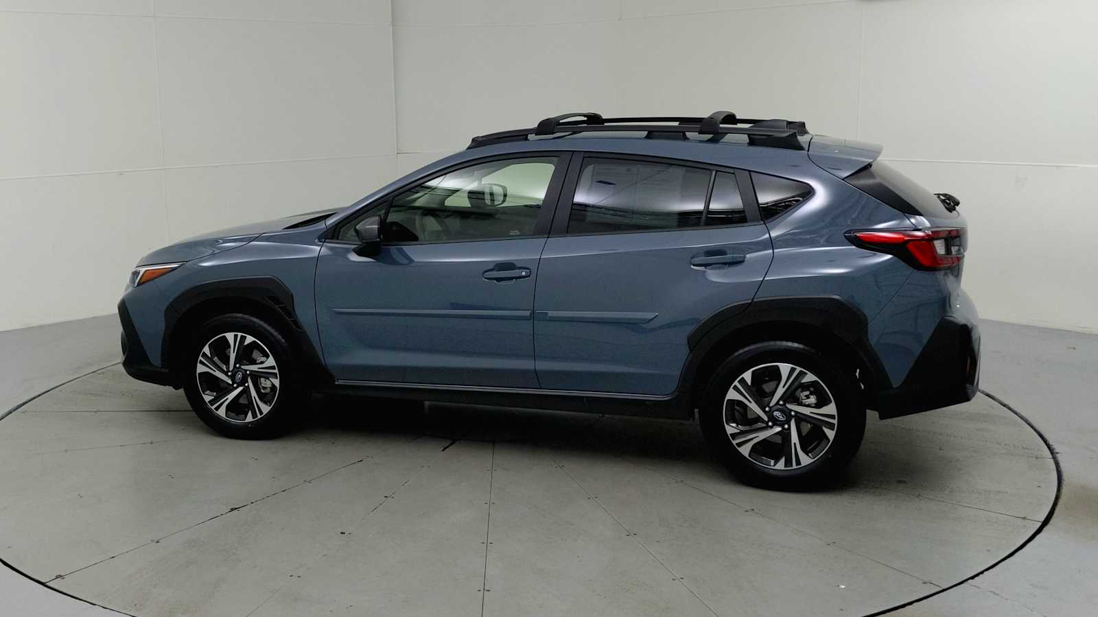 2025 Subaru Crosstrek Premium photo 3
