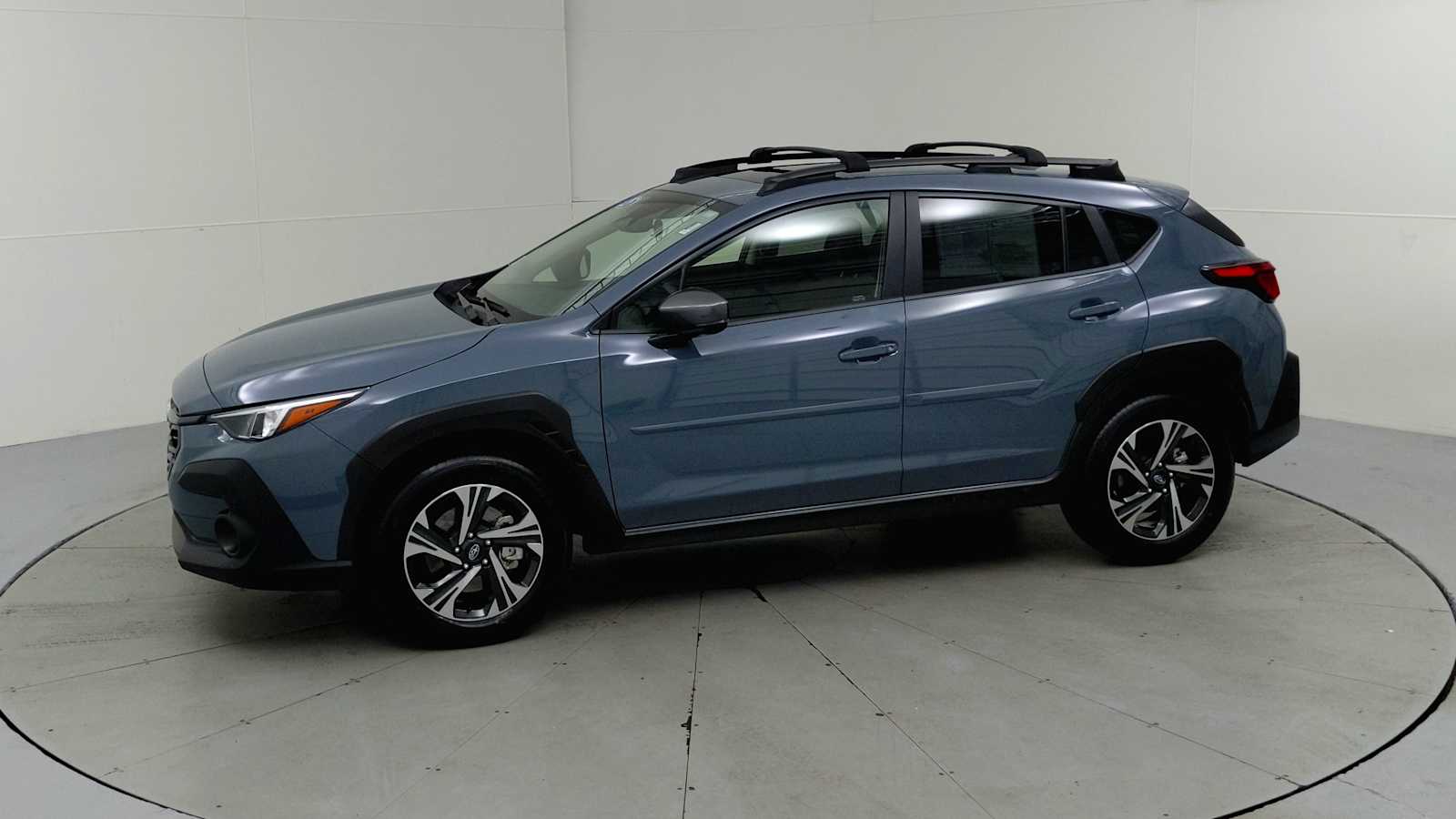 2025 Subaru Crosstrek Premium photo 2