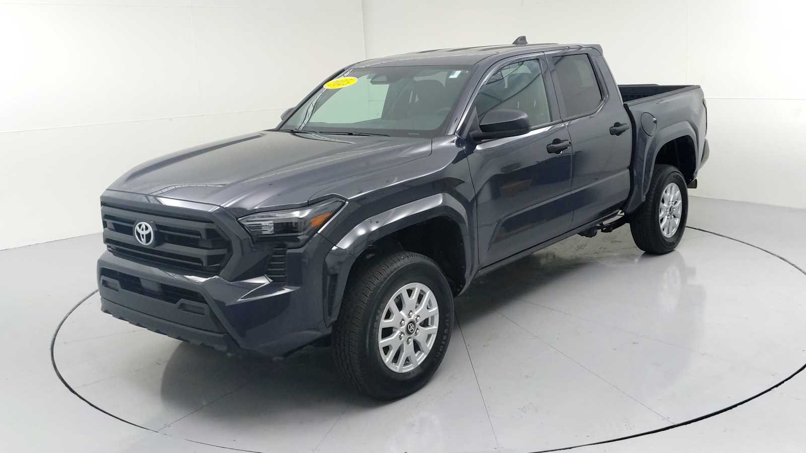 2025 Toyota Tacoma SR photo 4
