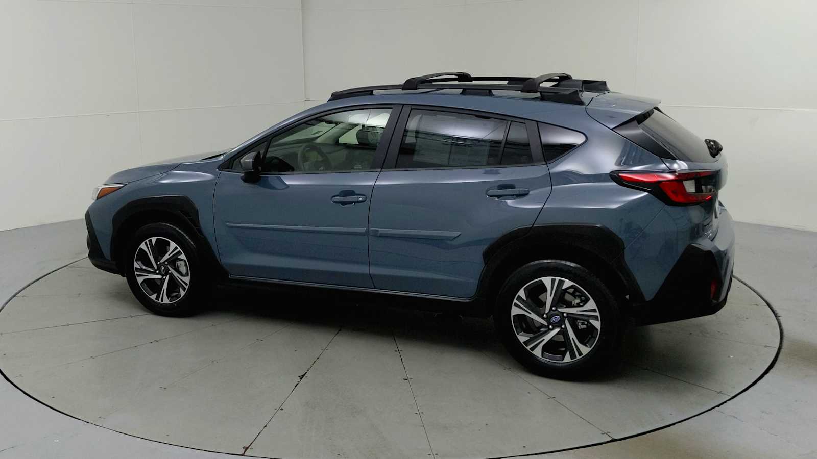 2025 Subaru Crosstrek Premium photo 3
