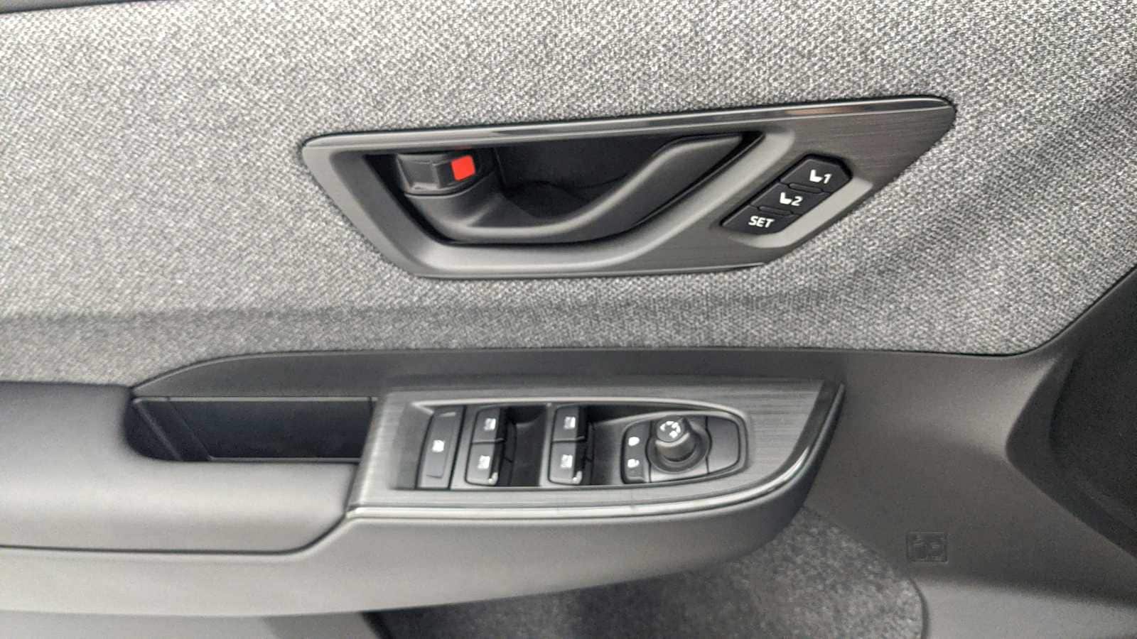 2026 Subaru Outback Limited - Photo 22