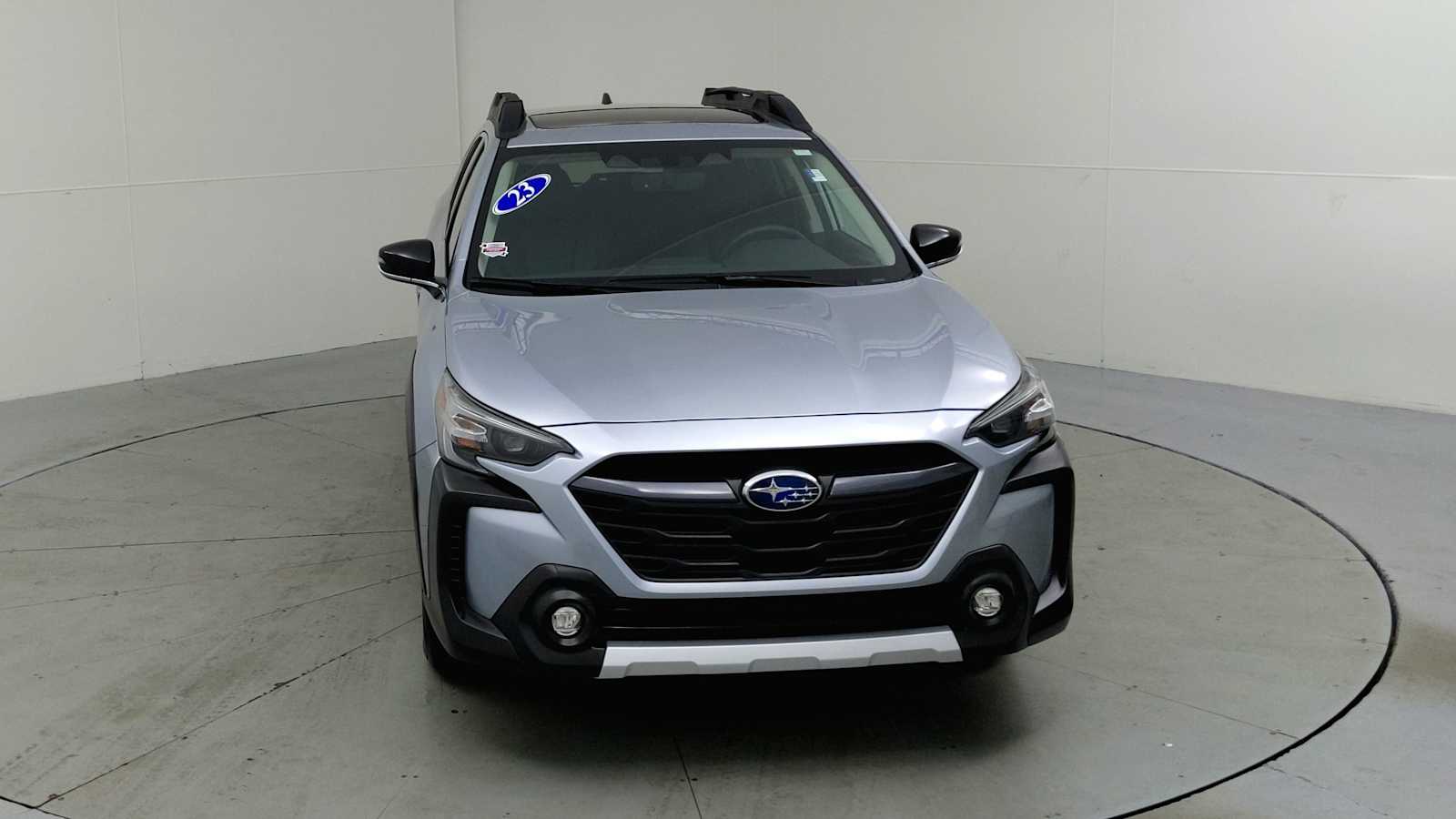 2023 Subaru Outback Limited photo 2