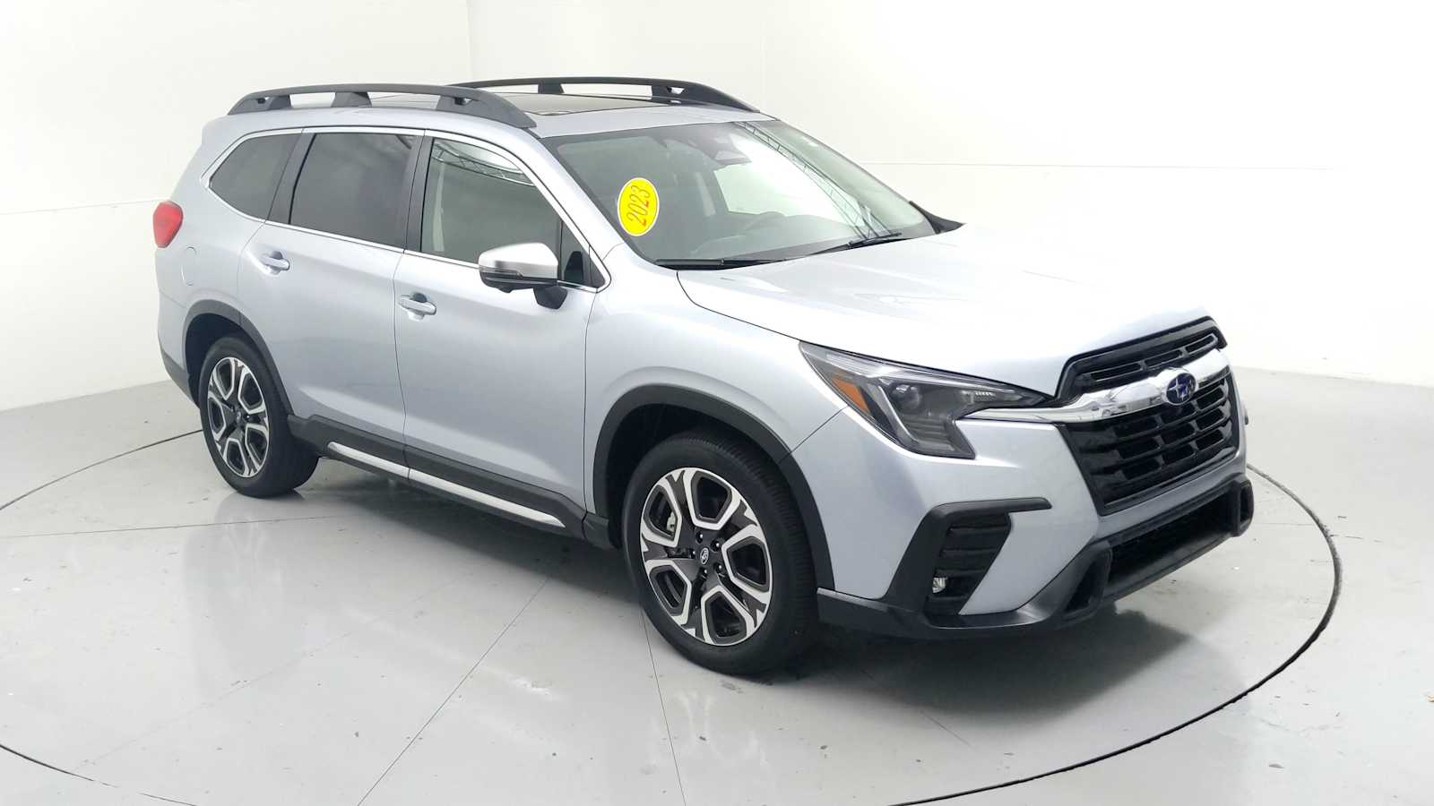 2023 Subaru Ascent Limited's photo