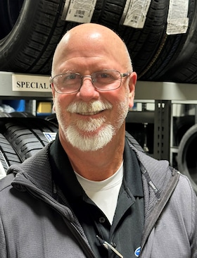 Staff member Dean Griffin from ID_039a6f