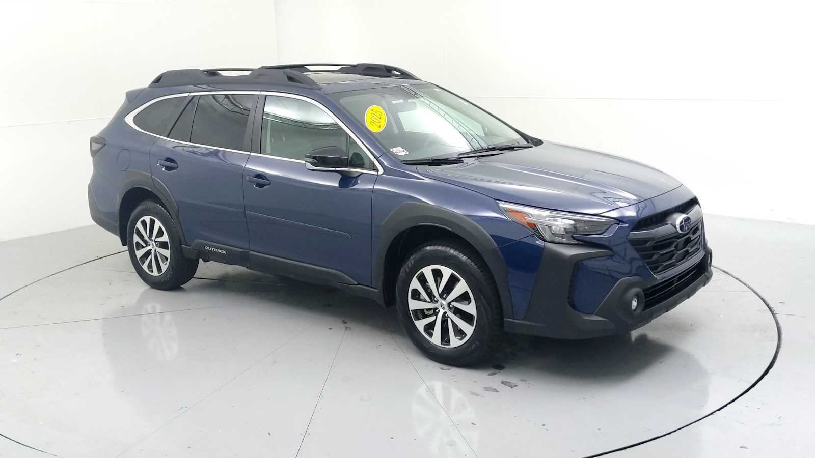 2025 Subaru Outback Premium's photo