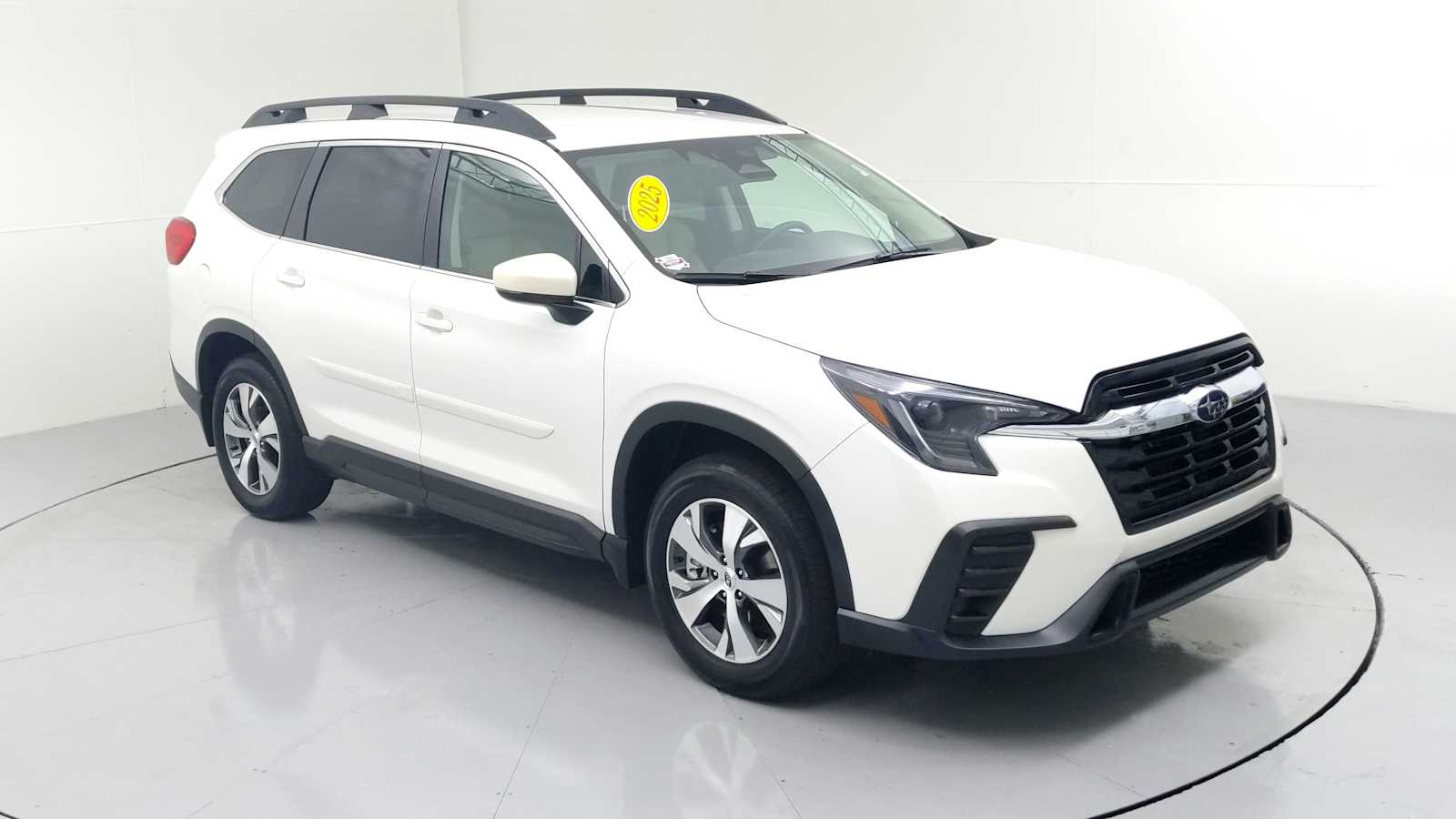 2025 Subaru Ascent Premium's photo