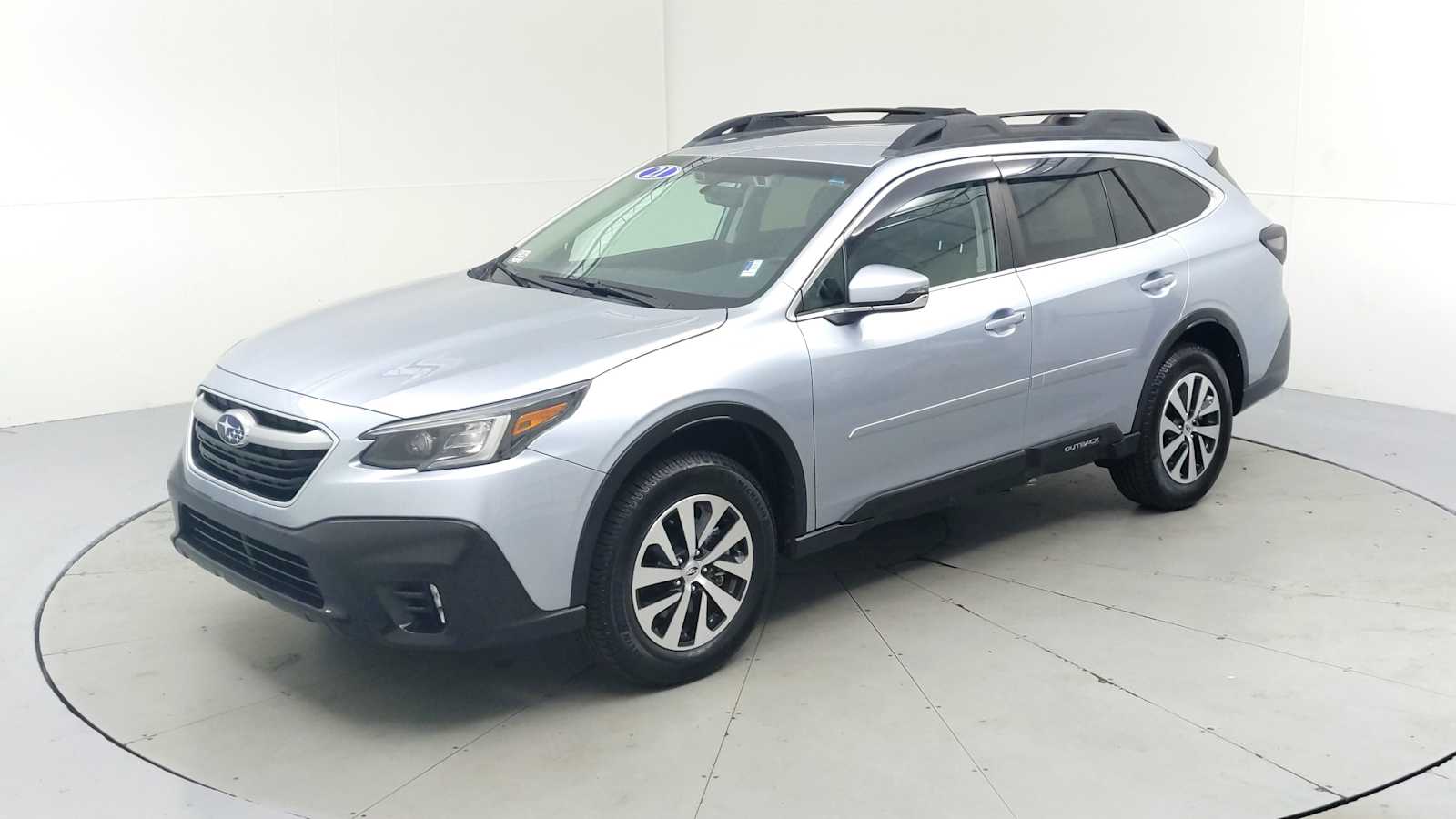 2021 Subaru Outback Premium photo 2