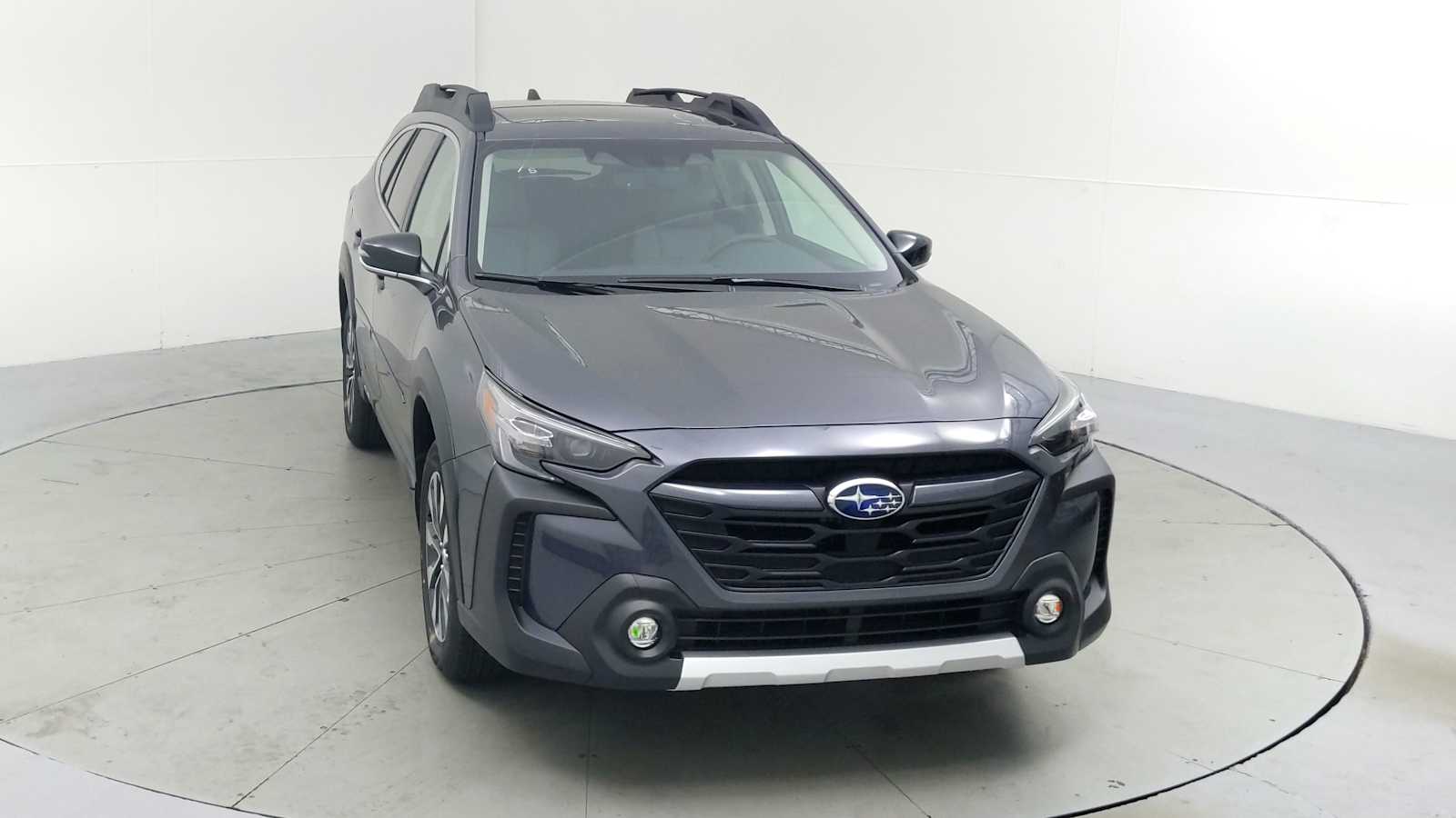 2025 Subaru Outback Limited's photo