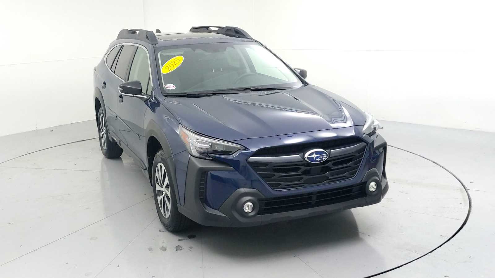 2025 Subaru Outback Premium's photo