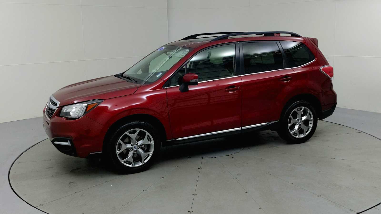 2017 Subaru Forester 2.5i Touring photo 3