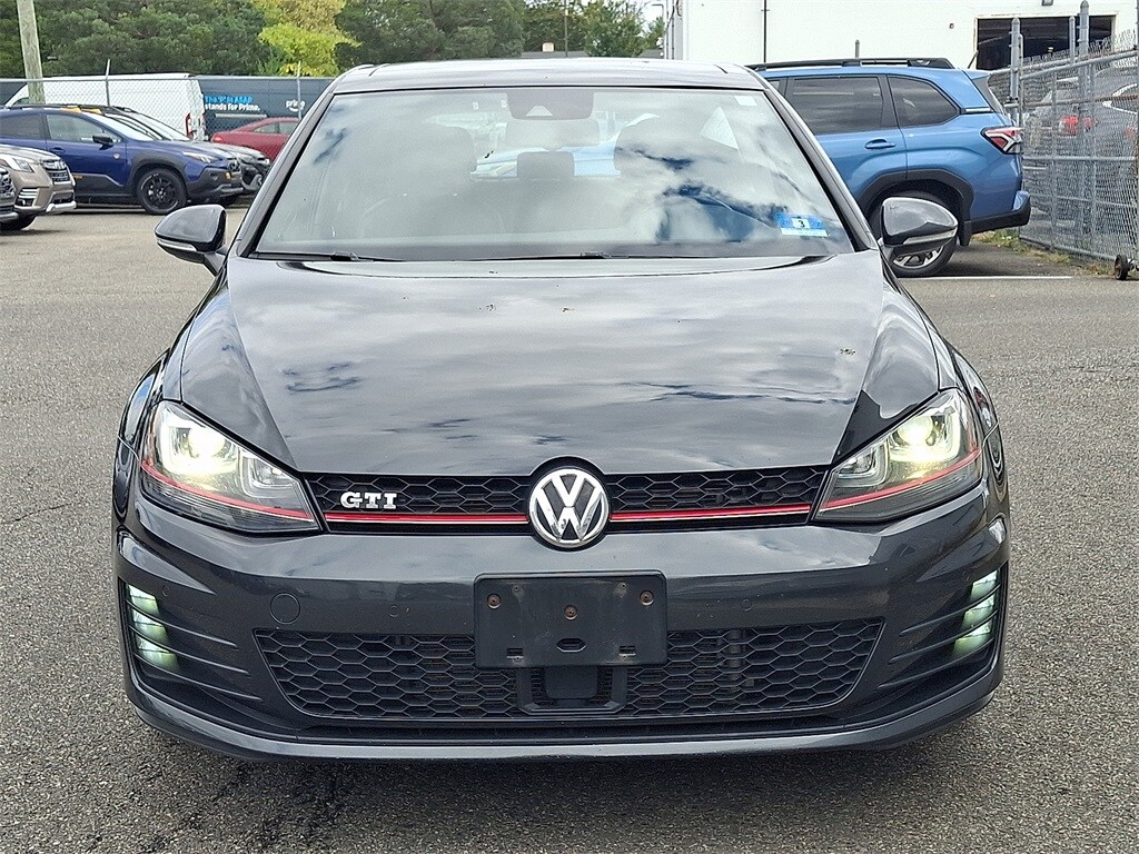 2016 Volkswagen Golf GTI Autobahn photo 2