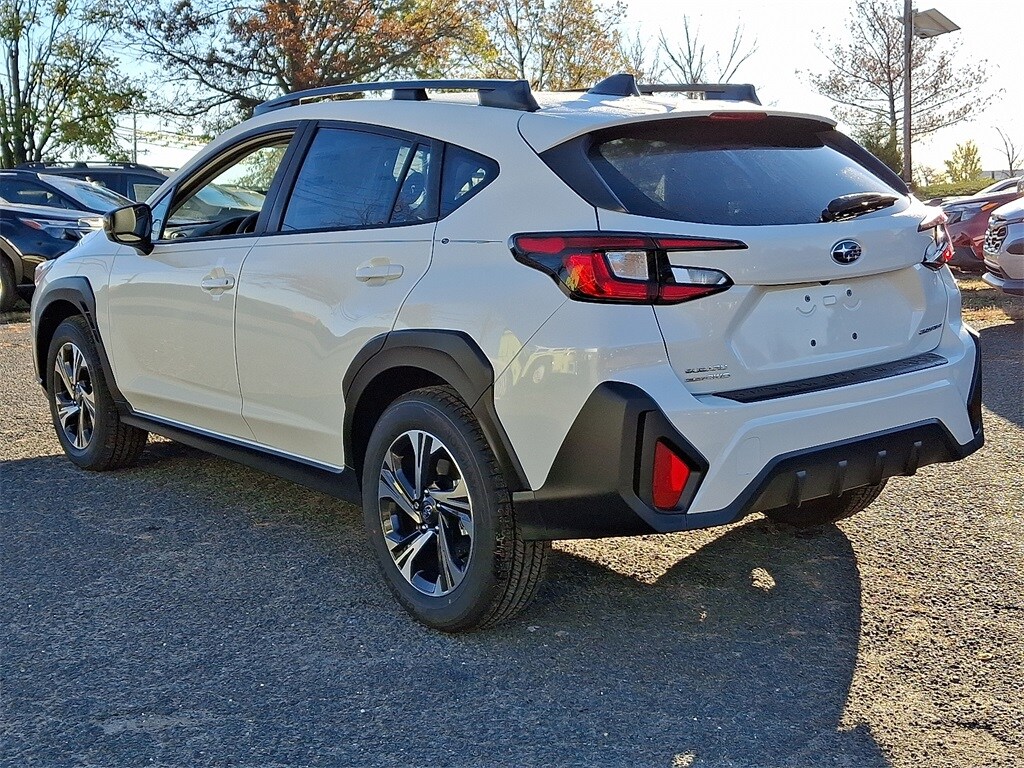 2025 Subaru Crosstrek Premium photo 3