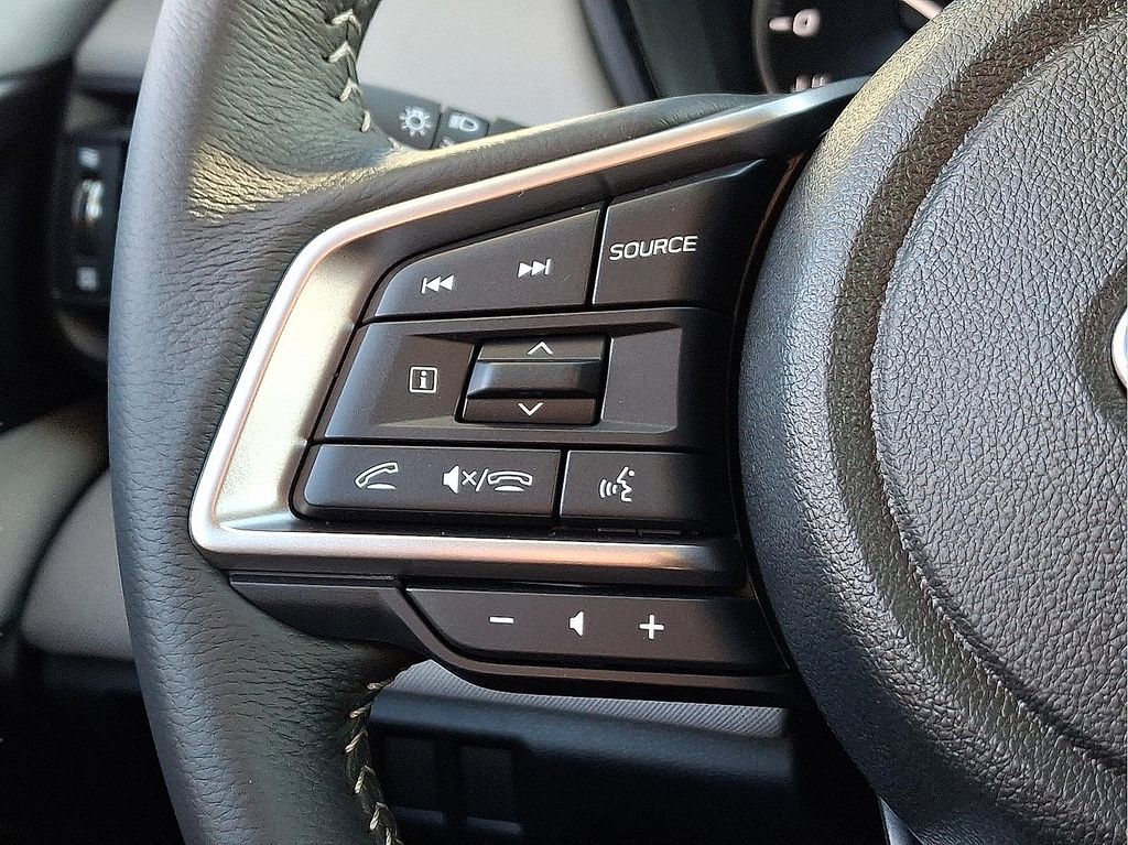 2025 Subaru Legacy Premium - Photo 13