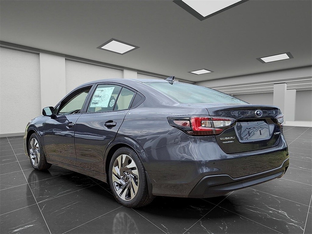 2025 Subaru Legacy Limited photo 3